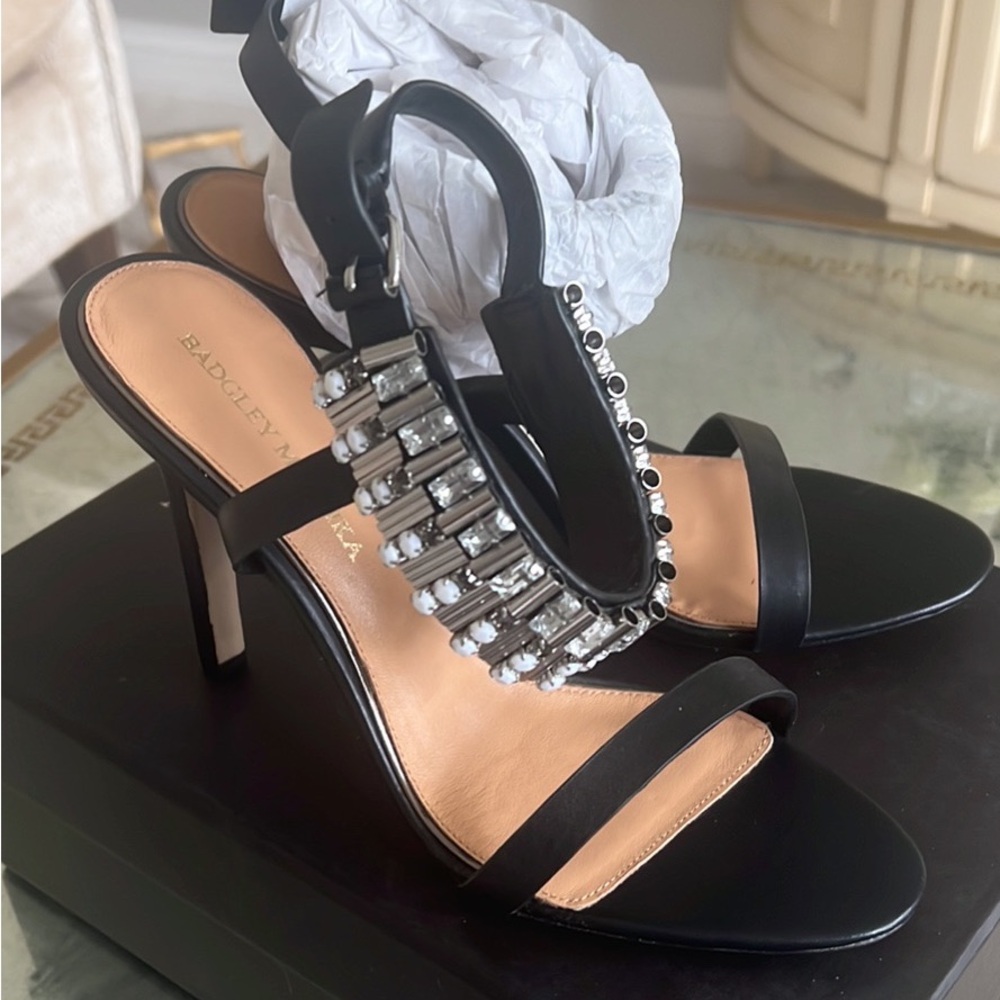 NWB sandal